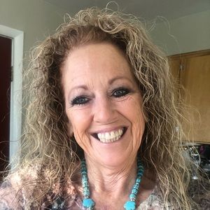 Meet your Posher, Rita